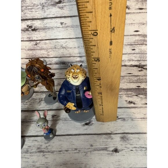 Disney Zootopia PVC Plastic Figurines Cake Toppers Lot Of 6 - Picture 6 of 10